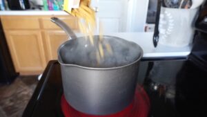make pasta in pot