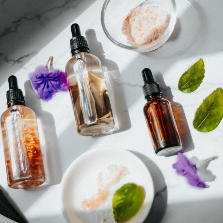 7 Best Homemade Herbal Skincare Recipes For Acne