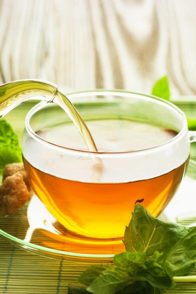 5 Best Herbal Tea For Nausea and Upset Stomach