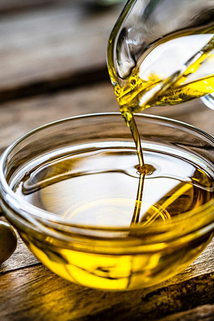 What Carrier Oils Are and Why They Are Effective