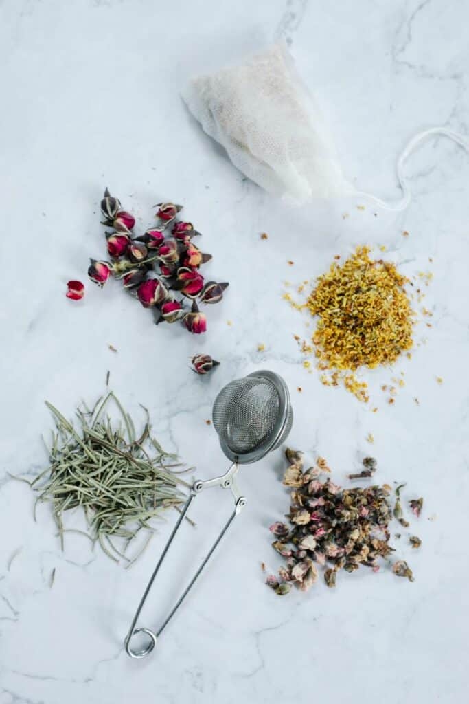 Creating a Postpartum Herbal Plan